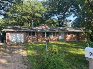 989 Clay St, Saint Clair, MO 63077