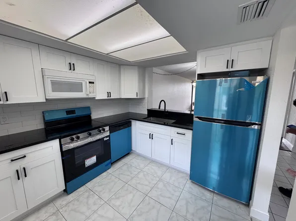 2617 Cove Cay Dr Unit 107, Clearwater, FL 33760