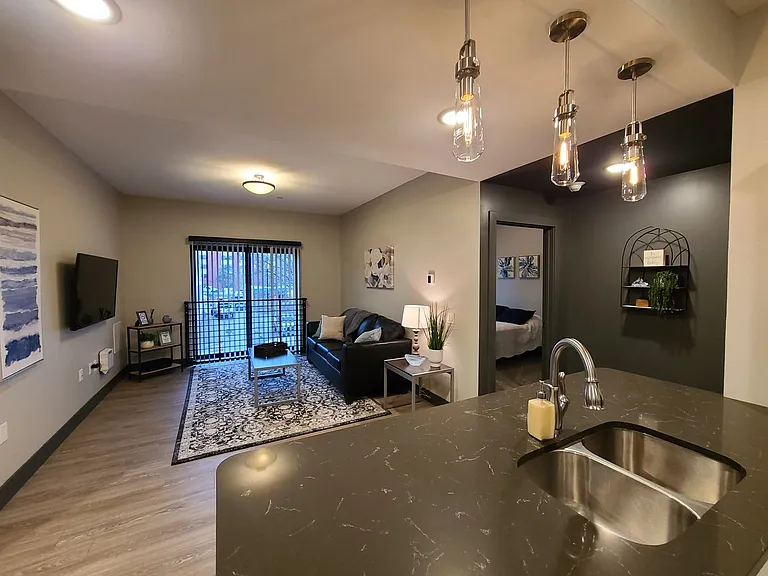 520 Neil — Photo 23