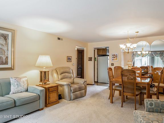 4th image of 5030 N Austin Ave APT 1B