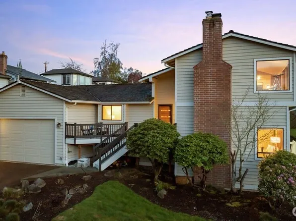 902 7th Avenue S, Edmonds, WA 98020