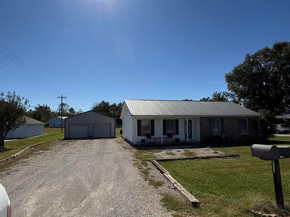 410 E 7th St, Hardinsburg, KY 40143