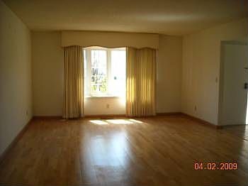 2nd image of 2861 Glen Donegal Dr