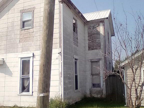 2nd image of 226 W Jay St