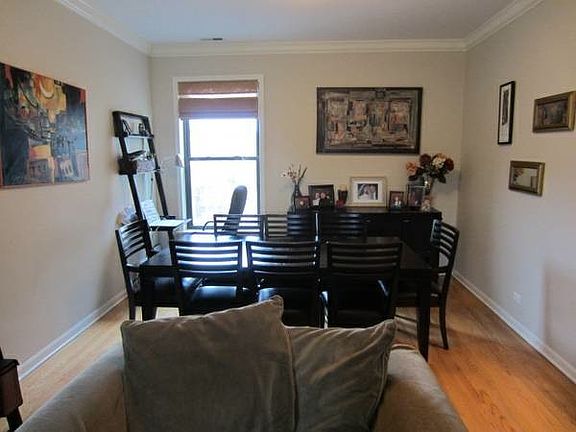 2nd image of 848 W Bradley Pl #3