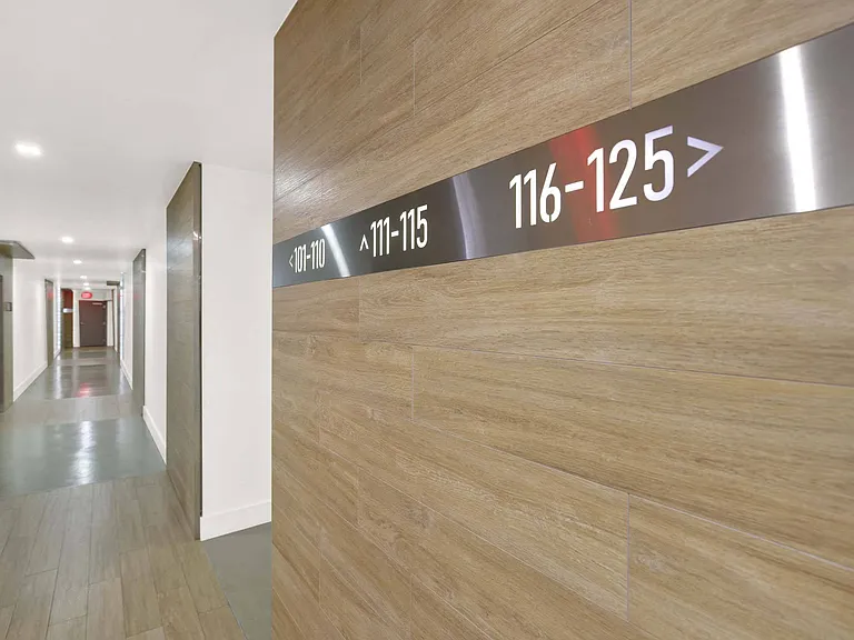 Westwood Riviera Apartments — Photo 30