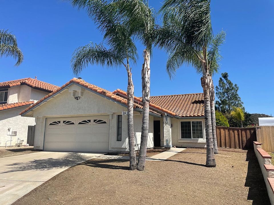 1st image of 39290 Medina Ct