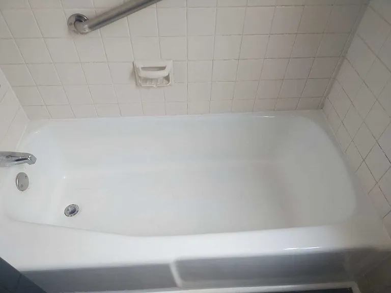 531 E Oakland St — Photo 10