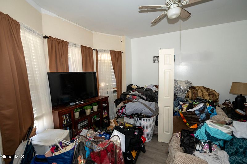 3rd image of 446 2nd Avenue