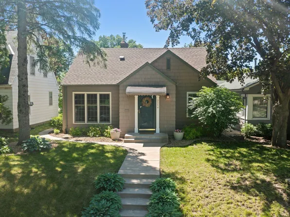 3054 Benjamin St NE, Minneapolis, MN 55418