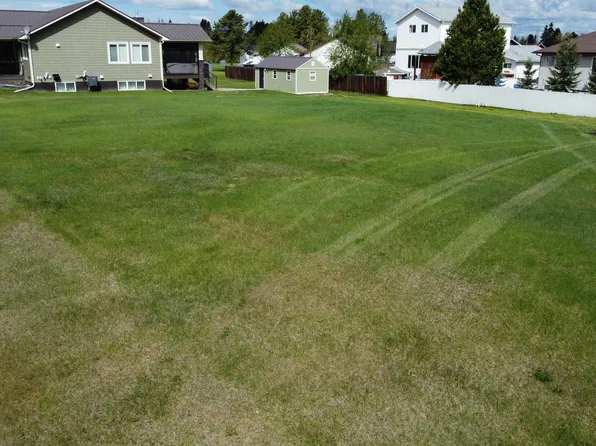 4516 50th Ave, Warburg, AB T0C 2T0