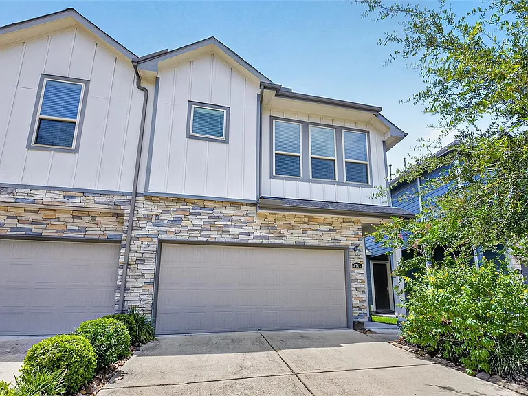 4743 Glen Isle Dr — Photo 2