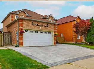 28 Marydale Ave, Markham, ON L3S 3N4