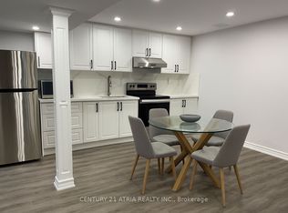 864 Cardington St #BASEMENT, Mississauga, ON L5V 1Z7