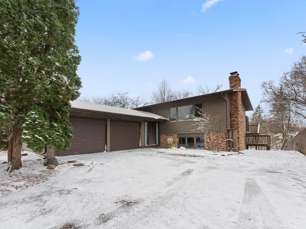 12312 Villaburne Dr, Burnsville, MN 55337