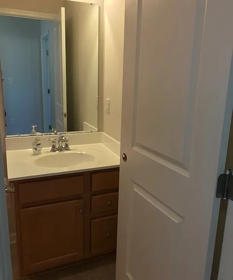 323 Michael Selby Dr — Photo 8