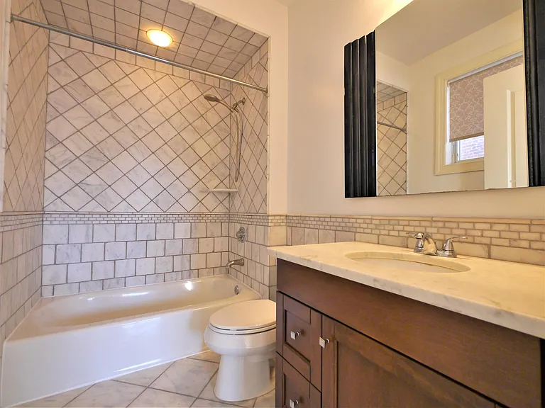 255 Laird Ave #15 — Photo 17