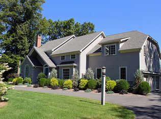 85 Owl Ridge Rd, Woodbury, CT 06798