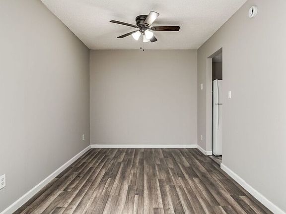 4th image of 3307 Wood Ave