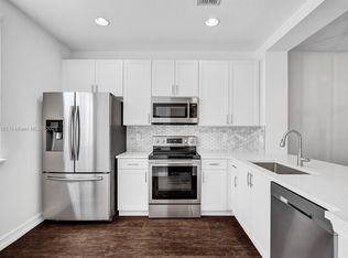 446 NE 2nd Ave #7, Fort Lauderdale, FL 33301