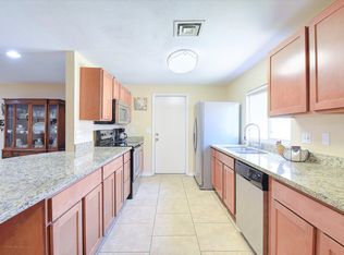 1423 W Palomino Dr, Chandler, AZ 85224