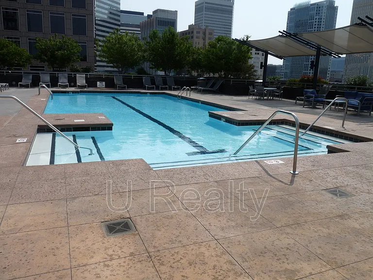333 W Trade St #1705 — Photo 14
