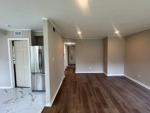 3rd image of 14428 University Ave