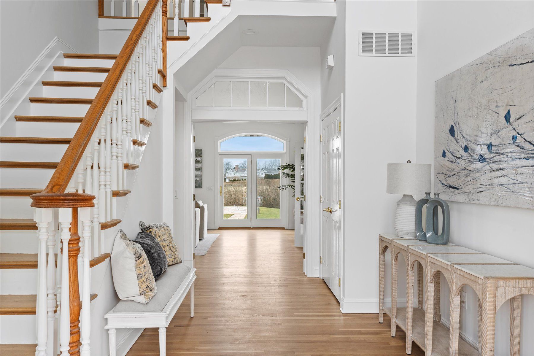 99 Pheasant Close E, Southampton, NY 11968 Out East