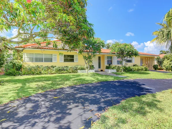 7 Harbour Drive N, Ocean Ridge, FL 33435