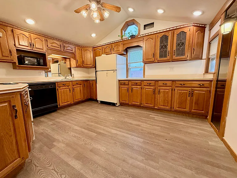 1173 Ridge Rd #2 — Photo 5