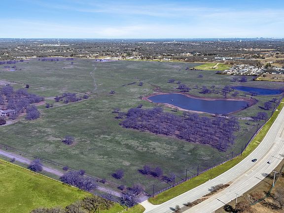 2nd image of Cross Timbers Rd