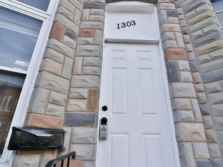 1303 James St — Photo 53