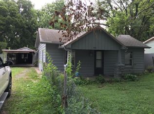 566 NE Winfield Ave, Topeka, KS 66616