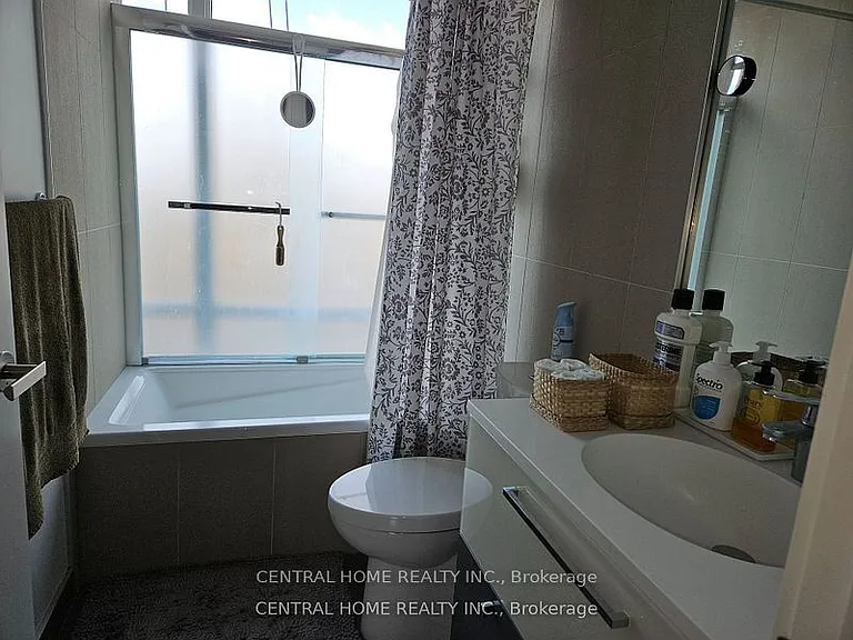 15 Grenville St #2603 — Photo 13