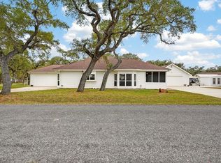 119 Bishop Rd, Rockport, TX 78382