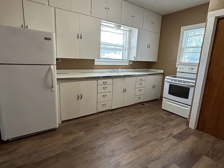 109 W Lindburg St — Photo 3