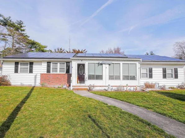 120 Davis Ave, Absecon, NJ 08201