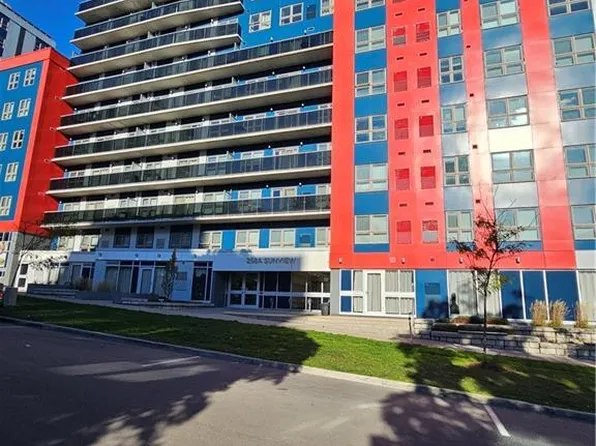 258 Sunview St #133, Waterloo, ON N2L 0H6