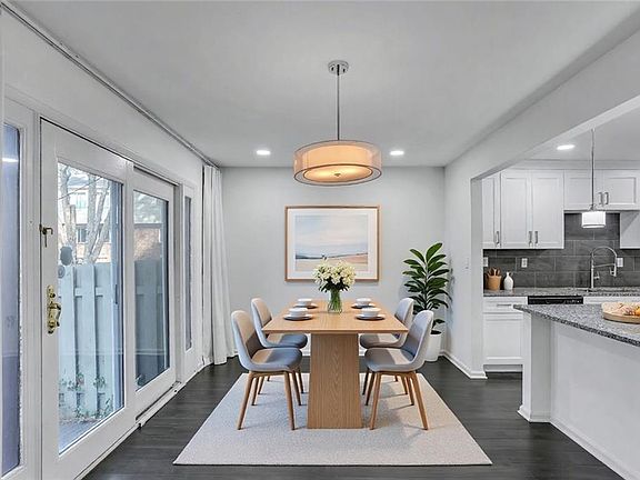 2nd image of 3306 Northcrest Rd APT A