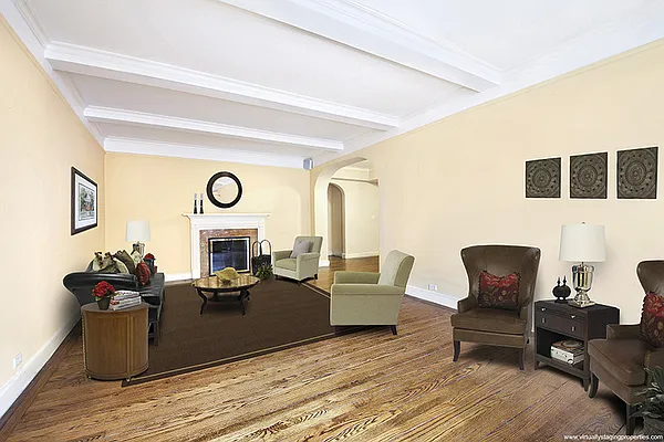 Sold by Stribling | media 3