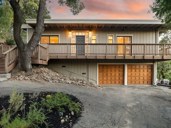 45 Bobolink Rd, Orinda, CA 94563