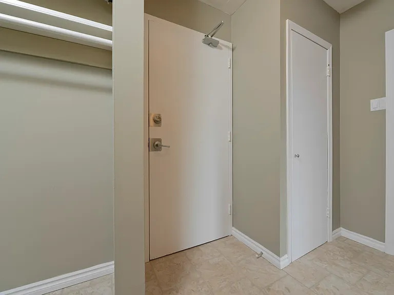 433 Edison Ave #216 — Photo 11