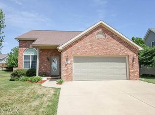 1606 Keybridge Way, Bloomington, IL 61704