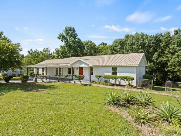 223 Speedway Dr, Fountain Inn, SC 29644