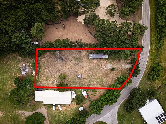 2nd image of 6712 Levy County Line Rd