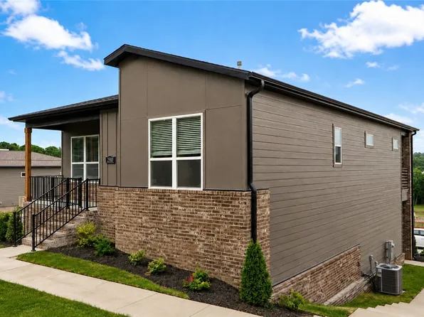 2950 N Old Wire Rd, Fayetteville, AR 72703