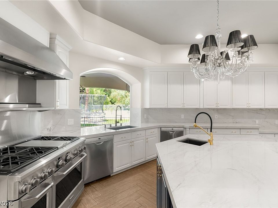 1st image of 2272 Coral Ridge Ave