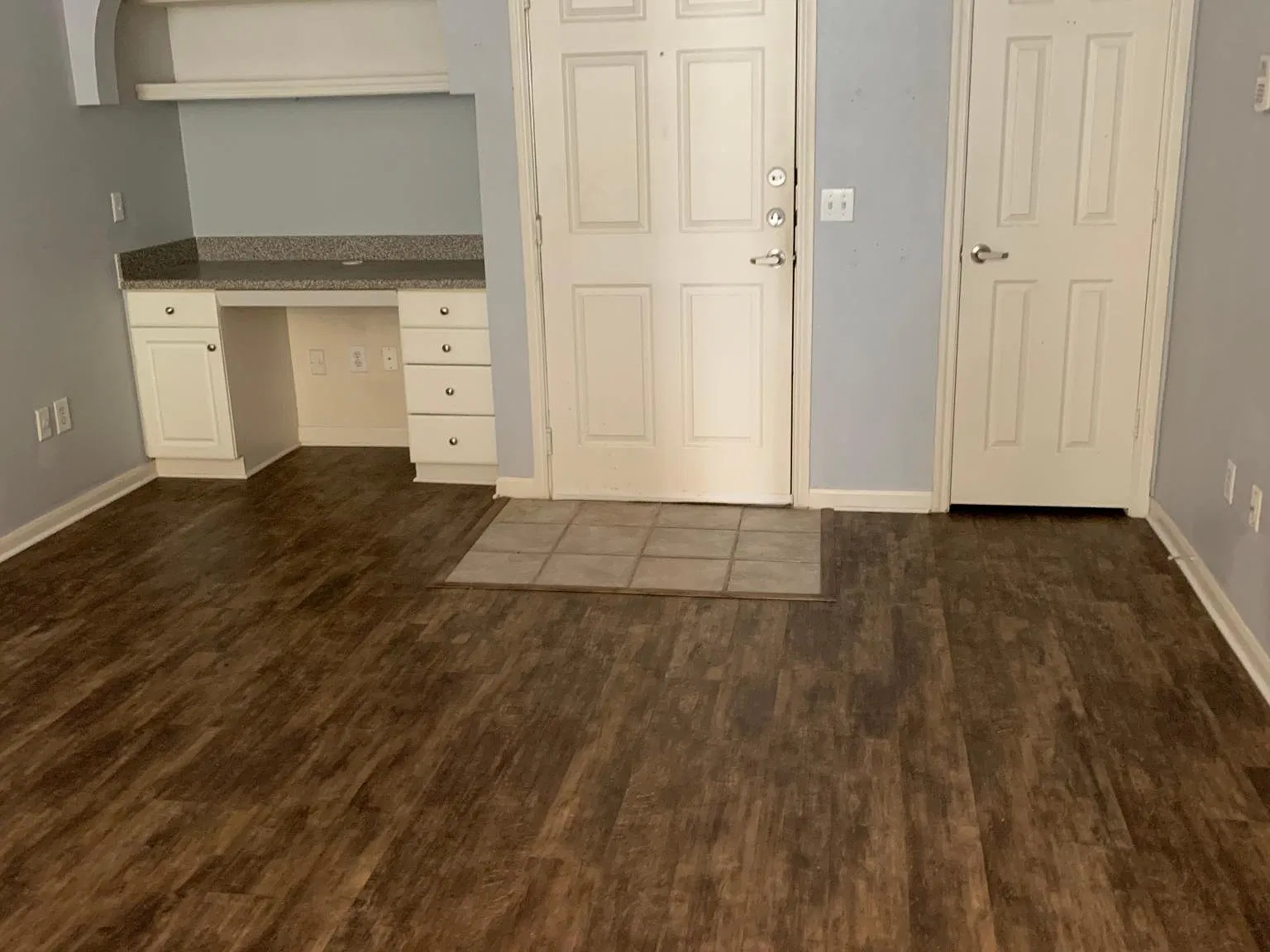 860 N Orange Ave — Photo 4