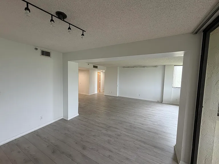 6463 La Costa Dr #203 — Photo 10
