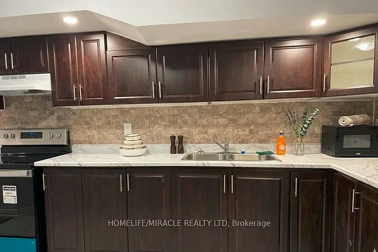 107 Castle Oaks Cross — Photo 5